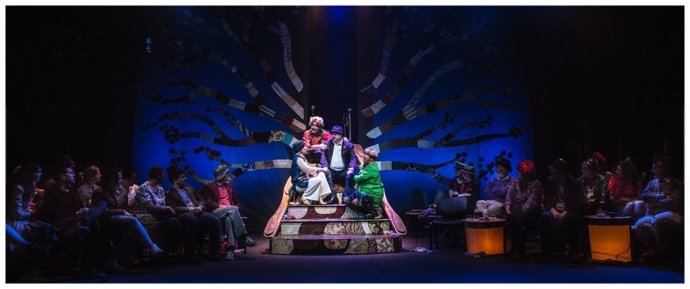 Una representación de Laviebel Cabaret