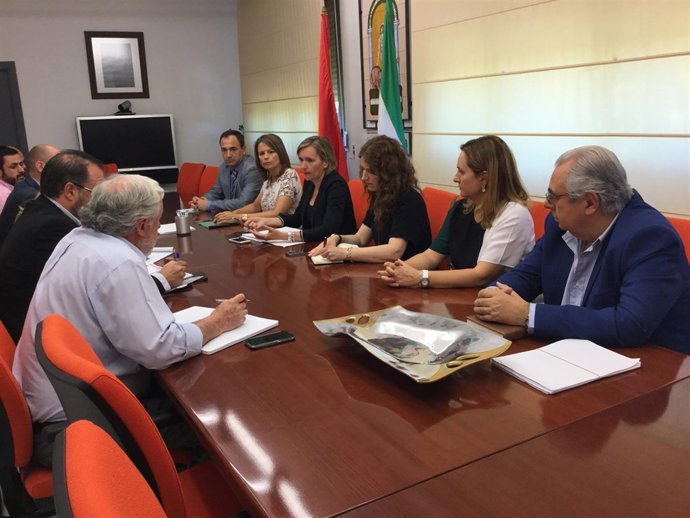 Reunión de Extenda con responsables de los centros tecnológicos.