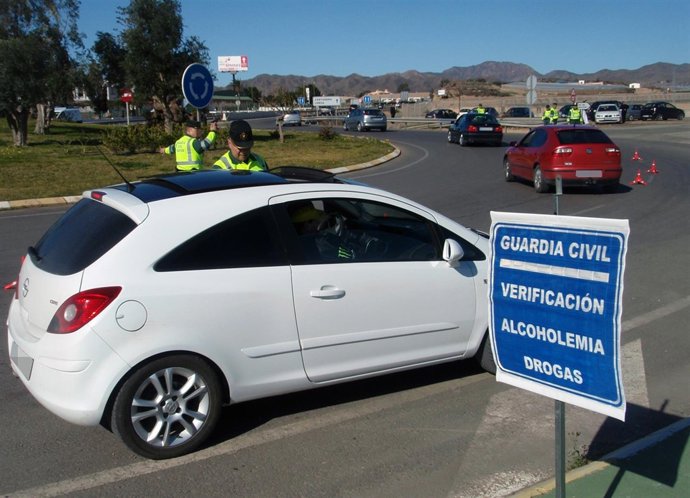 Control alcoholemia de la Guardia Civil