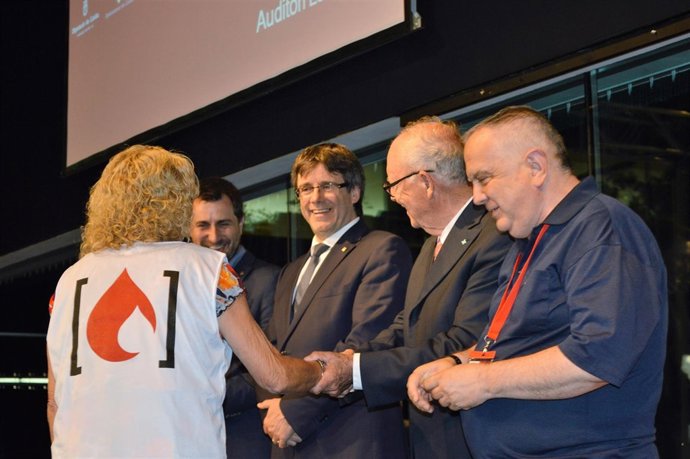 Puigdemont Juventud Prometa A Re Más Allmergencias