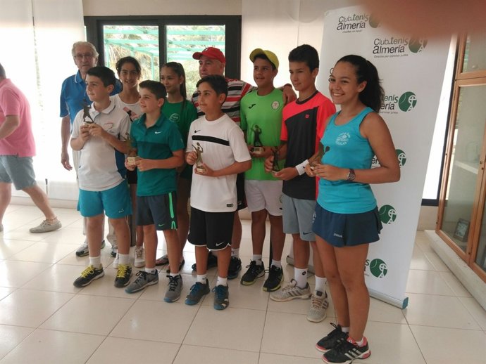La clasificación del Circuito Provincial de Tenis, más clara tras el 6º  torneo.
