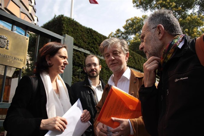 Santisteve, Arrojo y Bescansa 