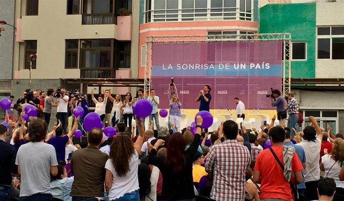 Errejón en un mitin de campaña de Podemos en Gran Canaria