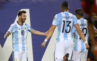 Argentina y Chile golean a Bolivia y Panamá antes de las eliminatorias