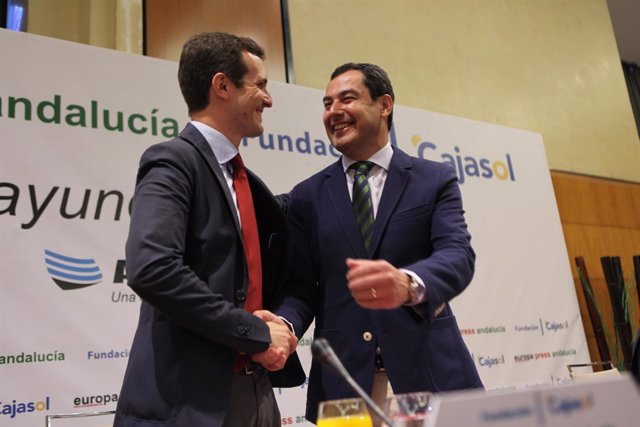 Pablo Casado y Juanma Moreno, en los Desayunos de Europa Press Andalucía
