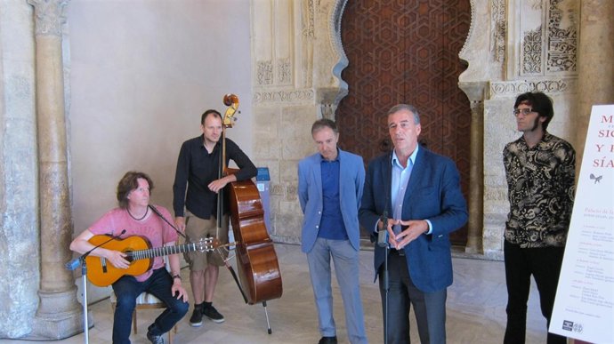 Presentación del Festival Música y Poesía, en el Palacio de la Aljafería