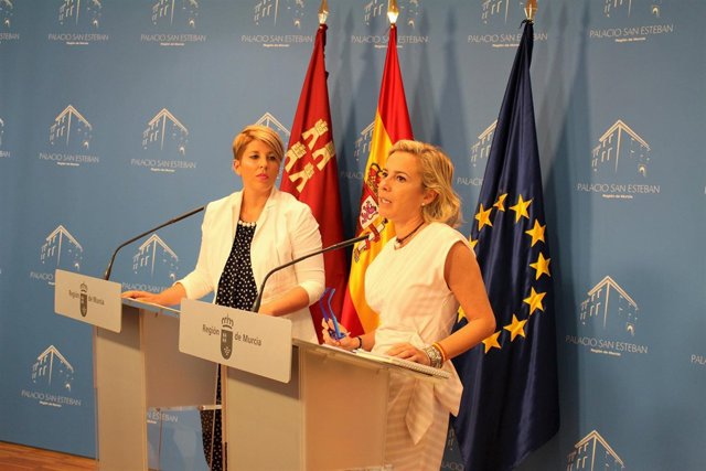 Rueda de prensa Consejo de Gobierno con Martínez-Cachá y Noelia Arroyo