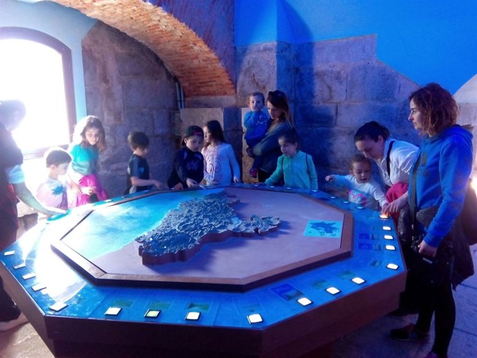 Turistas en Santoña 