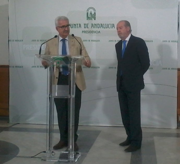 Manuel Jiménez Barrios y Fernando Rodríguez Villalobos