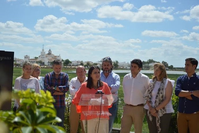 La alcaldesa de Almonte, Rocío Espinosa, presenta la Saca de las Yeguas.