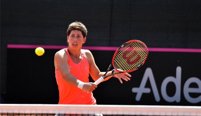 Carla Suárez en un entrenamiento de la Copa Federación