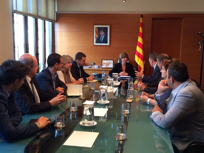 Consellera M.Borràs y Fòrum Local de la ACM