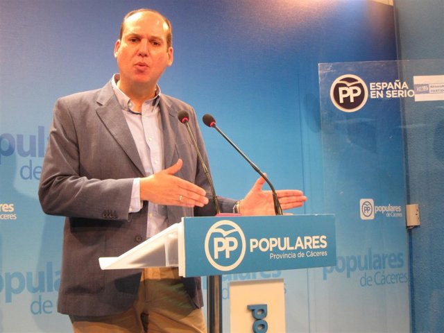 Luis Alfonso Hernández Carrón, portavoz de Hacienda del PP en Extremadura