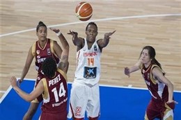 España se impone a Venezuela