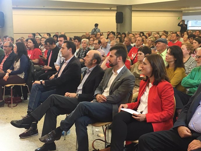 Rubalcaba junto a Tudanca en un acto en Burgos