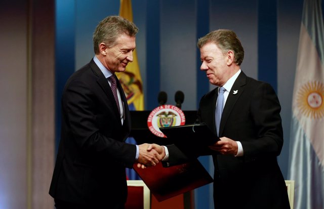 Mauricio Macri y Juan Manuel Santos en el Palacio de Nariño