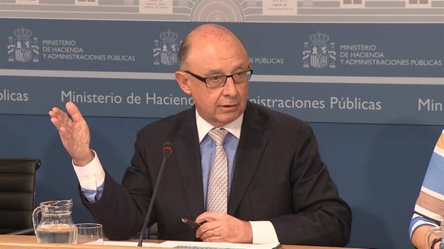 Montoro: "Bajar impuestos no ha causado más déficit"