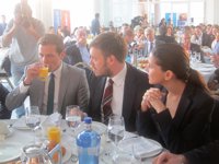 Rivera se compromete a priorizar la reforma del modelo de financiación