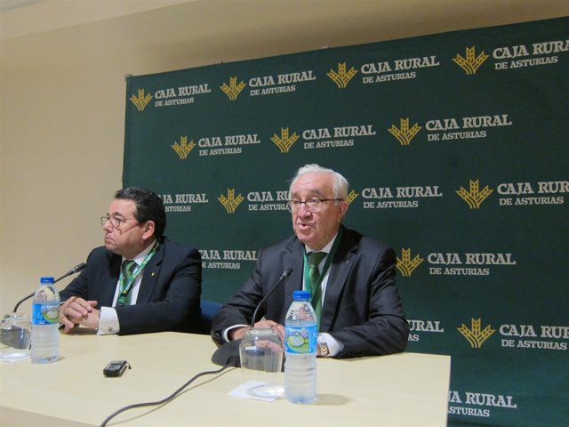 Martínez y Quirós en rueda de prensa. 