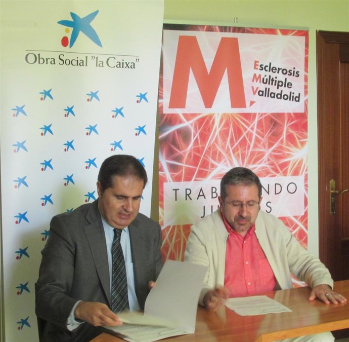 Firma del convenio entre ambas antidades. 