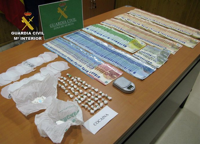 La Guardia Civil Desmantela Un Punto De Venta De Cocaína Al Menudeo
