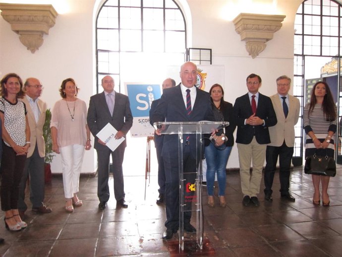 Antonio Ruiz interviene en la inauguración de Sicor