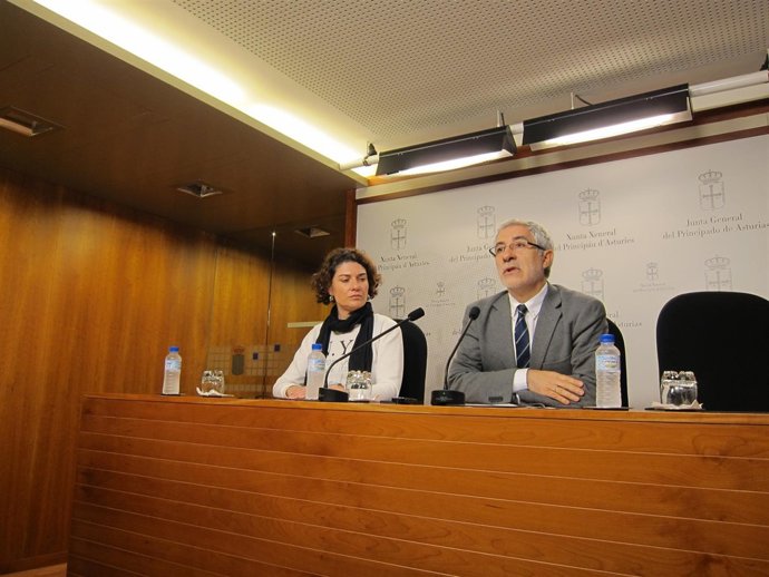 Gaspar Llamazares y Marta Pulgar. 