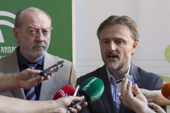 Fernando Rodríguez Villalobos y José Fiscal