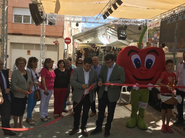 Inauguración de la XXXIII Fiesta de la Cereza.