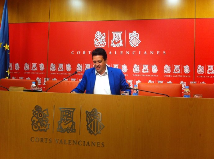 José Juan Zaplana en rueda de prensa