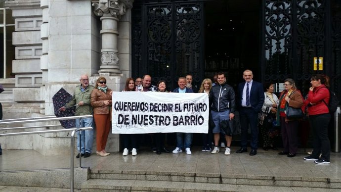 Vecinos de Antonio Cabezón