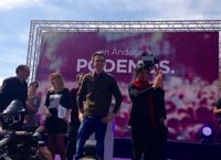 Errejón y Teresa Rodríguez coinciden en el mayor acto de Unidos Podemos en Sevilla