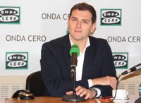 Rivera critica que otros partidos defiendan las diputaciones solo por "tapar la corrupción y los enchufes"