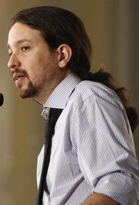 El PSOE difunde la carta de un joven investigador contrario a Podemos