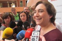 Colau: "A Margallo se le han acabado" los argumentos recordando a Hitler hablando de ECP