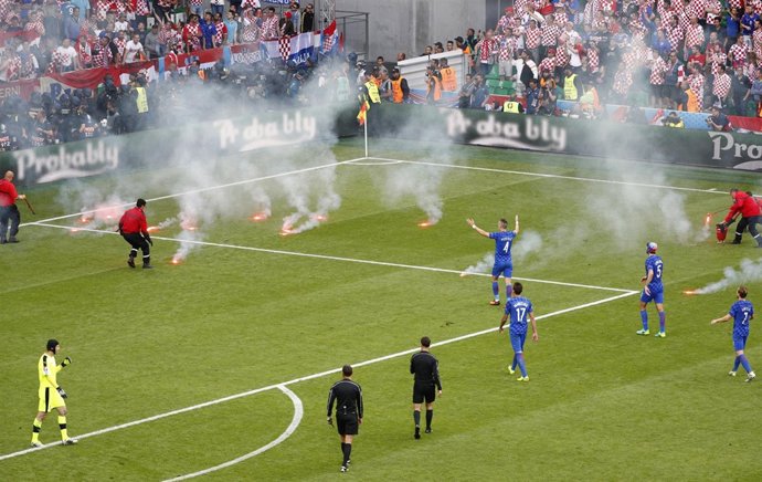Bengalas en la Eurocopa de Francia