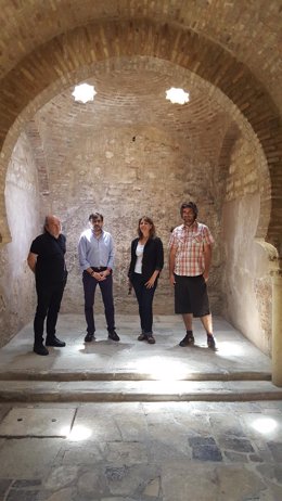 Visita de profesionales del cine a los Baños Árabes de Jaén