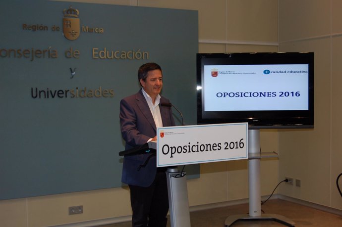 Director general de Planificación Educativa y Recursos Humanos, Enrique Ujaldón
