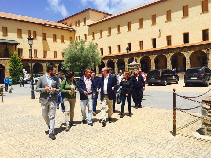 Javier Lambán en Sabiñánigo.