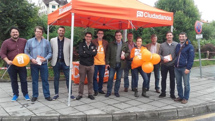 Ciudadanos de campaña en Corvera