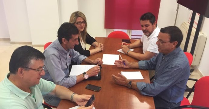 Reunión de líderes de PSOE y UGT de Huelva