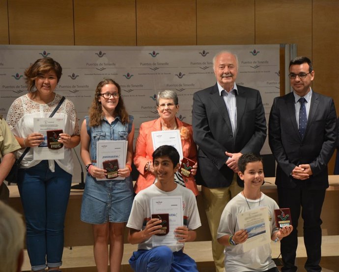 Ganadores del concurso de dibujo y redacción