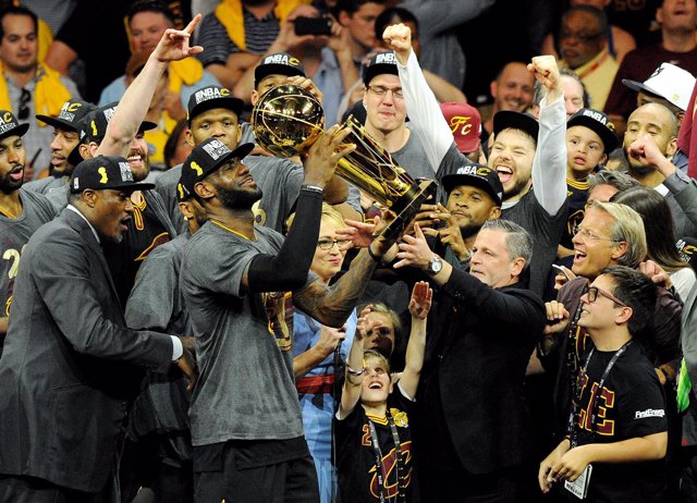 Cleveland Cavaliers levanta el título de campeón de la NBA 2015-2016