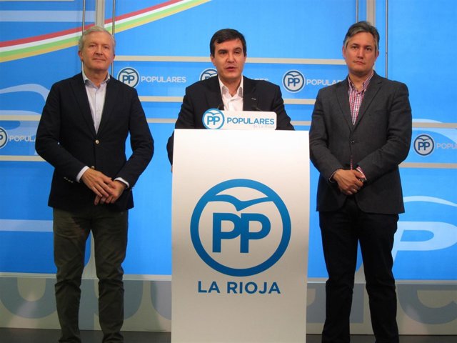 Ayllón con Del Río y Pérez Pastor en rueda de prensa