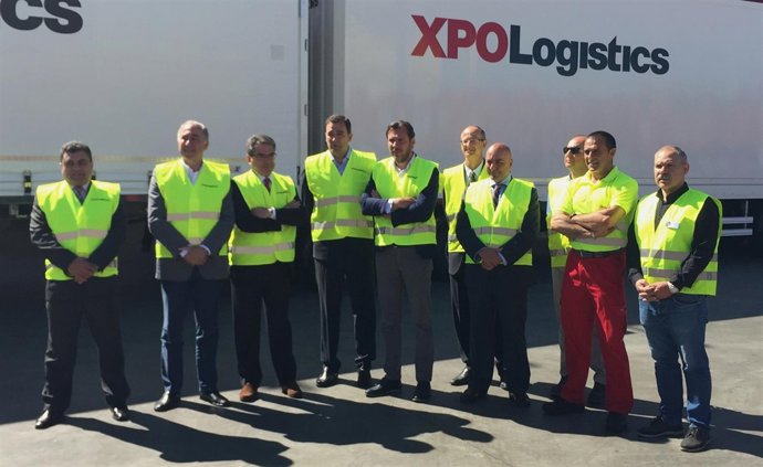 Visita oficial del alcalde a la empresa XPO Logistics