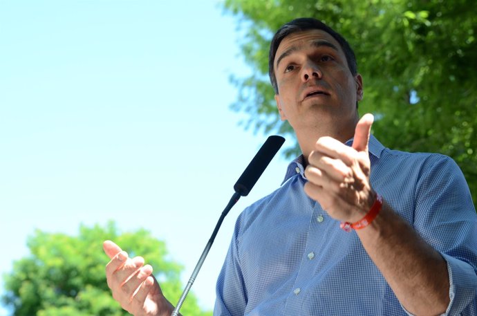 Pedro Sánchez en un acto de campaña en Madrid