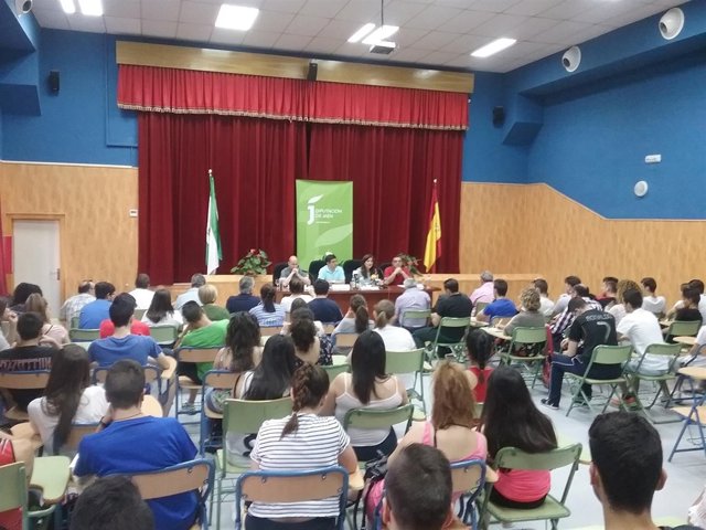 Presentación de becas al alumnado de FPO