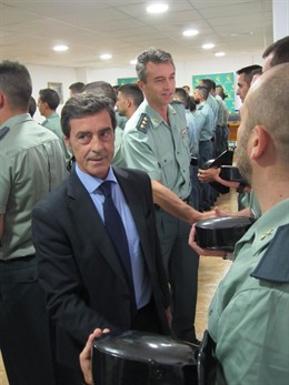 Antonio Sánchez-Solís y Jeús Arribas dan la bienvenida a los nuevos agentes