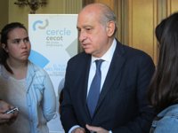 26J.- Fernández Díaz pide concentrar el voto moderado ante la unión de los "extremistas"