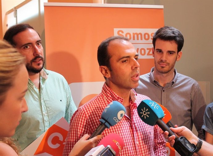 El portavoz de Ciudadanos, Javier Millán, hace un balance del año de su grupo